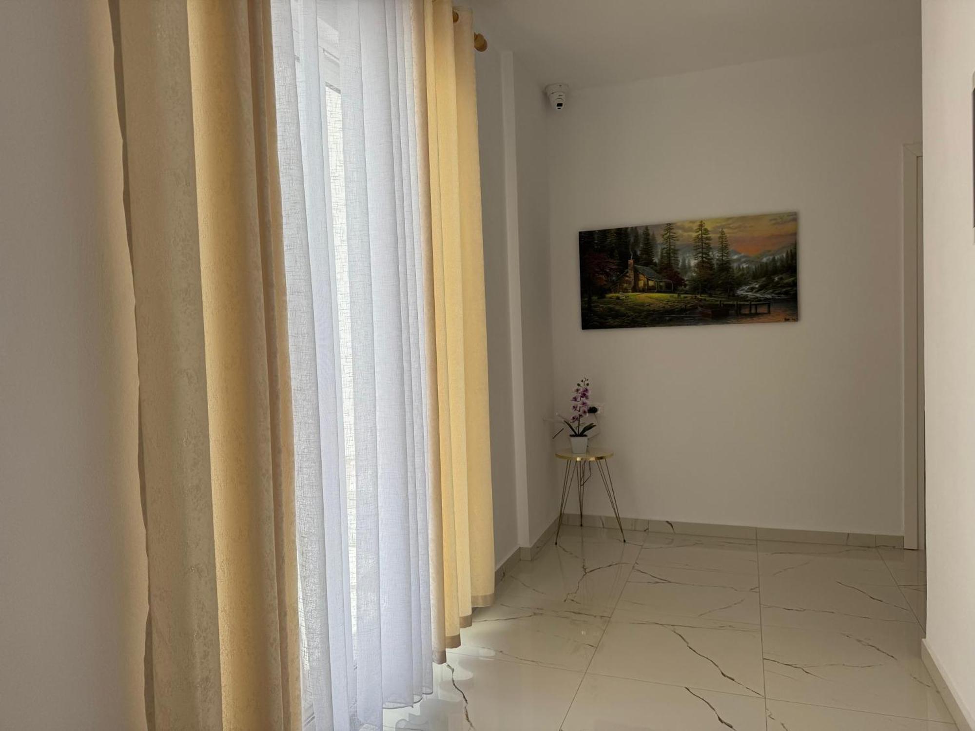 Vila Hergi Sarandë Exterior foto